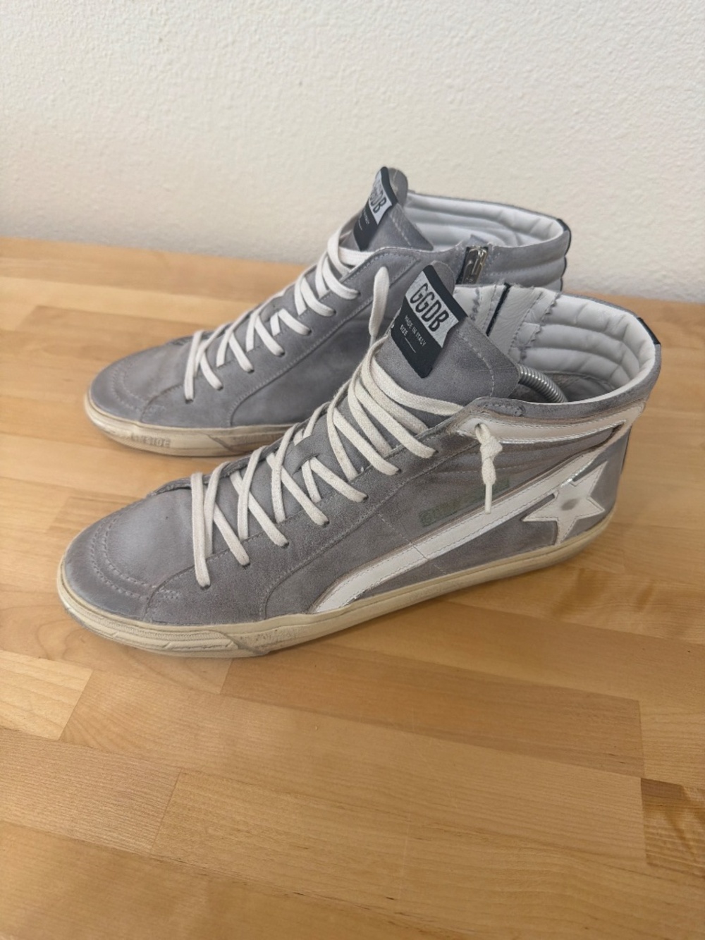 Golden Goose Men’s Slide shoe. Size EU44 - Picture 3 of 5
